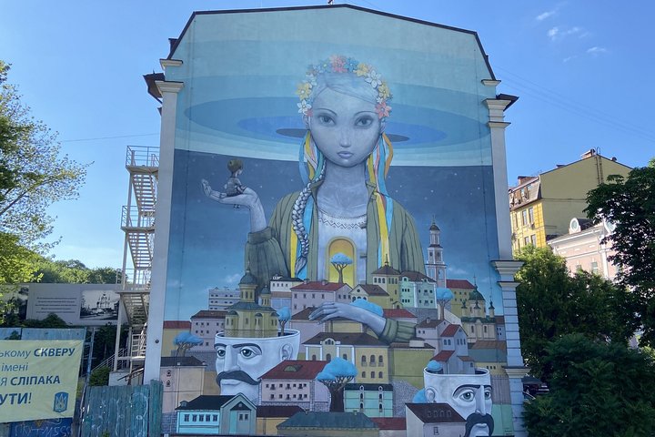Kyiv Podil District Private Walking Tour with Local Guide