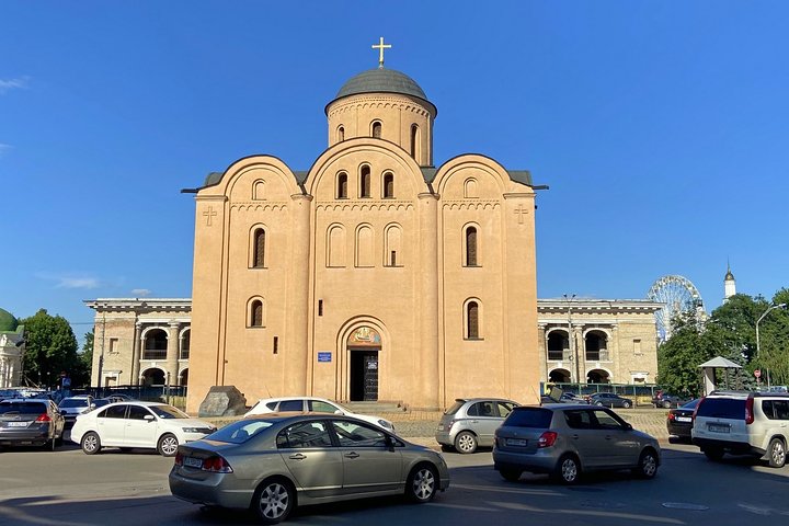 Kyiv Podil District Private Walking Tour with Local Guide