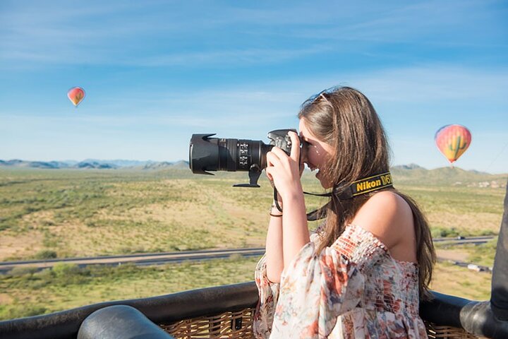 Phoenix Morning Hot Air Balloon Ride with Bubbly + Breakfast