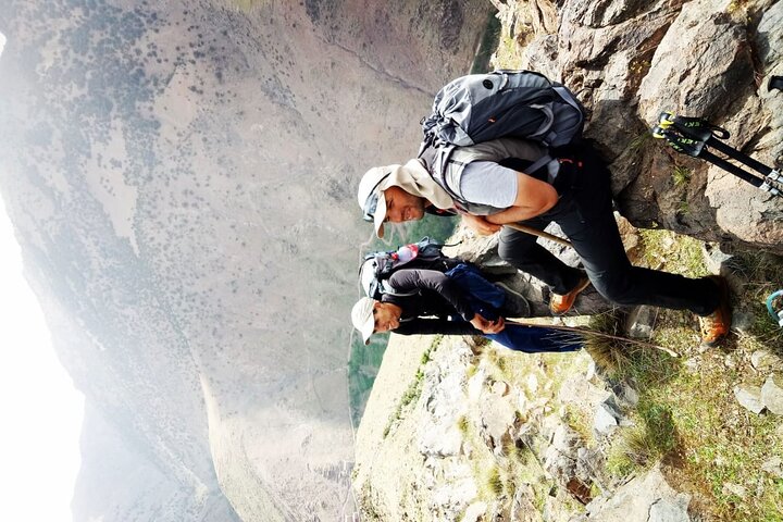 two days valley trek in the Atlas mountains