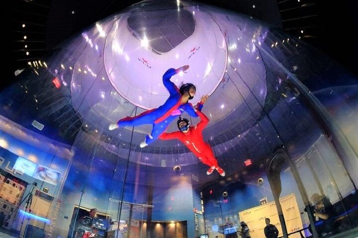Cincinnati Indoor Skydiving Experience with 2 Flights & Personalized Certificate