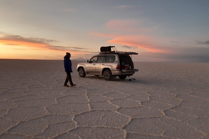 Private 1D 1N Trip from La Paz to Uyuni Salt Flats by Air.