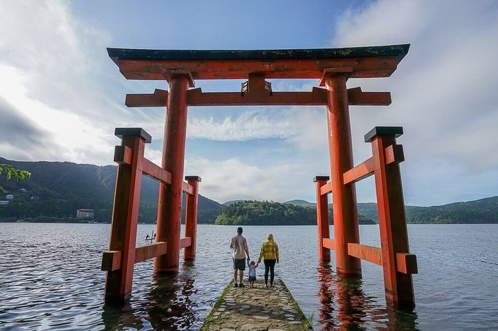 Hakone Customized Private Tour in 1 Day with Licensed Guide