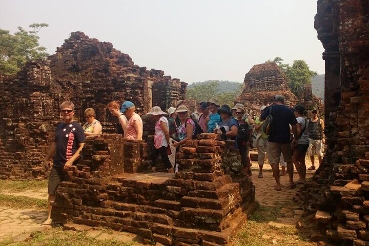 Private Car to My Son-Marble Mountain-Lady Buddha from CHAN MAY