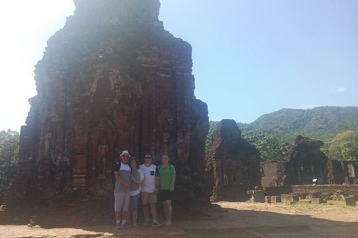 Private Car to My Son-Marble Mountain-Lady Buddha from CHAN MAY