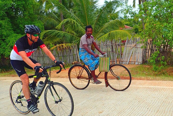Cycling from Jaffna City