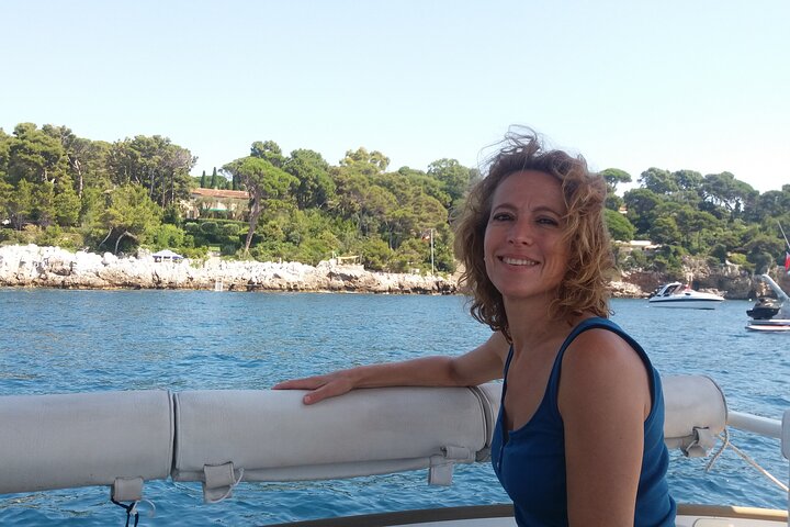 Exclusive ride in Solar Catamaran - Private