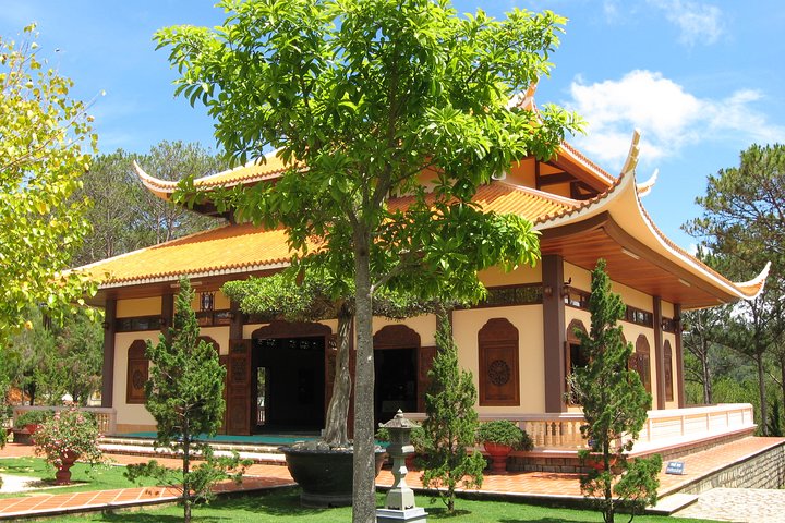 Full day Dalat cultural tour