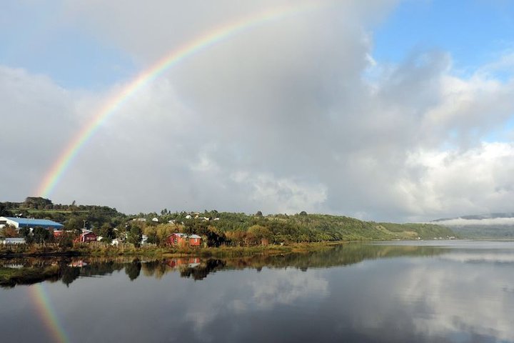 Dock of Souls Trekking Tour in Chiloe