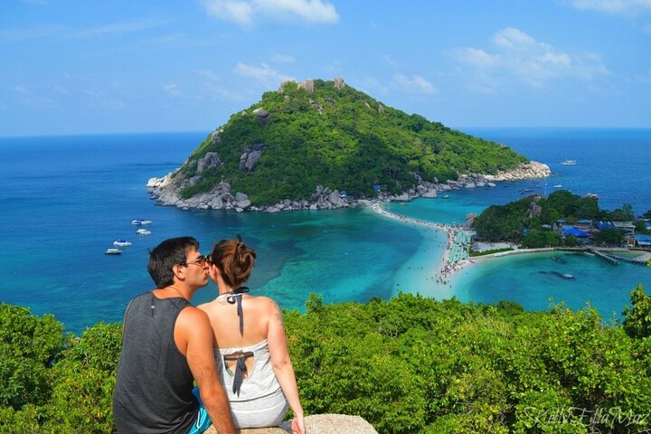 Snorkel Trip to Koh Nangyuan and Bays of Koh Tao By The Oxygen