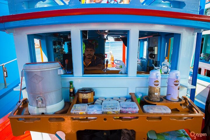 Snorkel Trip to Koh Nangyuan and Bays of Koh Tao By The Oxygen