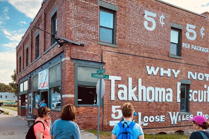 Strawberry Hill and Downtown KCK Hike