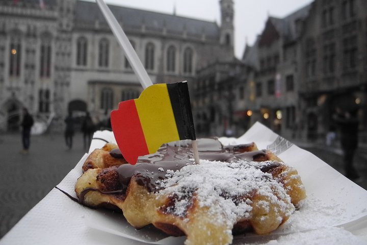 Experience the best of Bruges on a Private Tour with Boat Ride