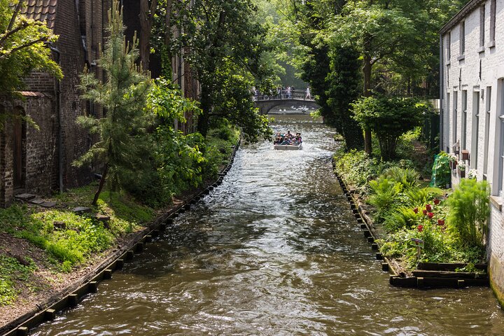 Experience the best of Bruges on a Private Tour with Boat Ride