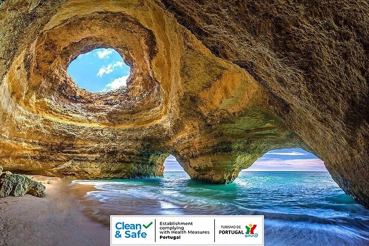 Portimão: Benagil Caves Speedboat Tour