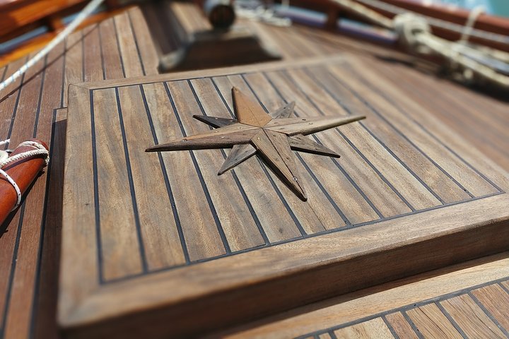 Private Traditional Sailboat Tour of the Conero Riviera