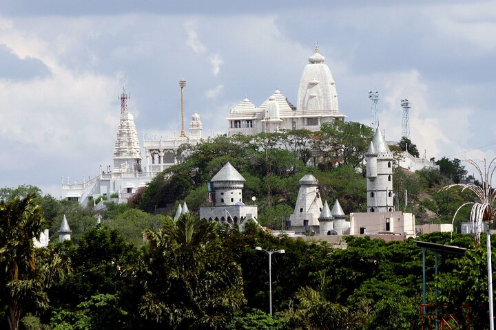Night Walk Hyderabad (2 Hour Guided Walking Tour)