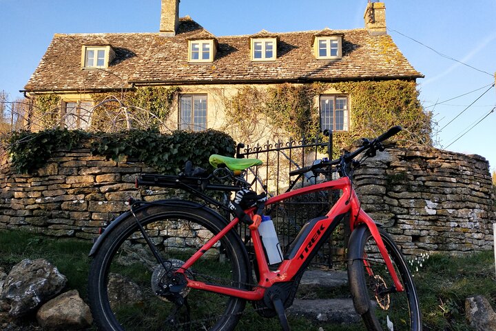 Cotswolds Electric Bike One Day Private Tour starts near Oxford