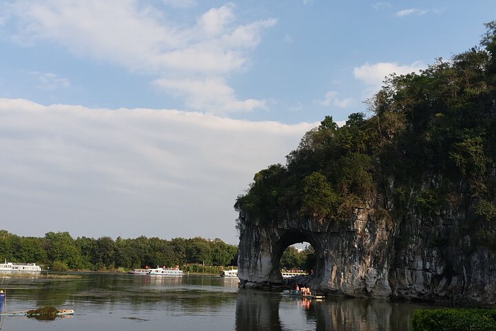 1-Day Guilin City Tour and Ends of Yangshuo from Longji Rice Terraces