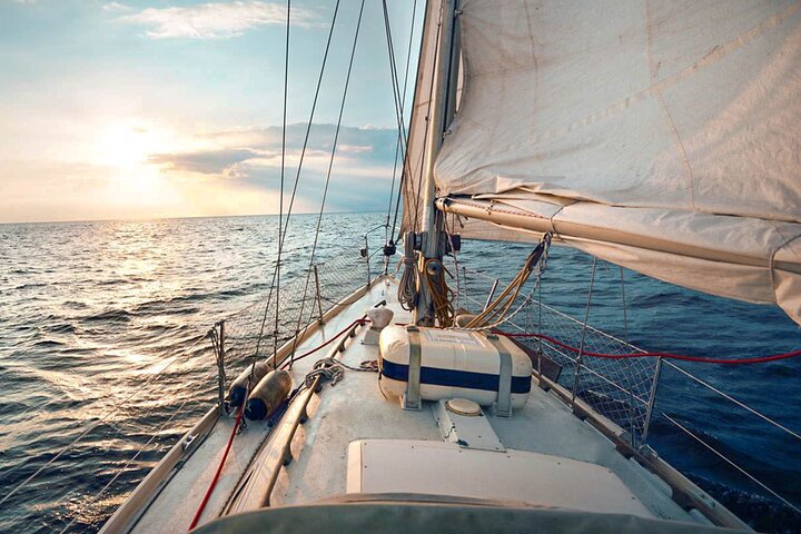 Yacht Tour to Delft Island
