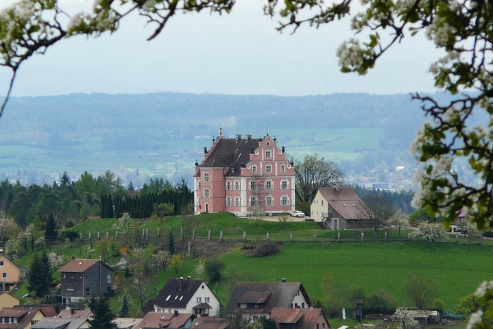 Konstanz: Surprise Walk with a Local