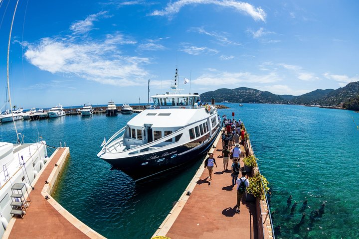 Ferry from Cannes to the island Ste Marguerite