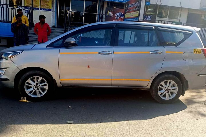 Private Transfer from Shirdi to Pune