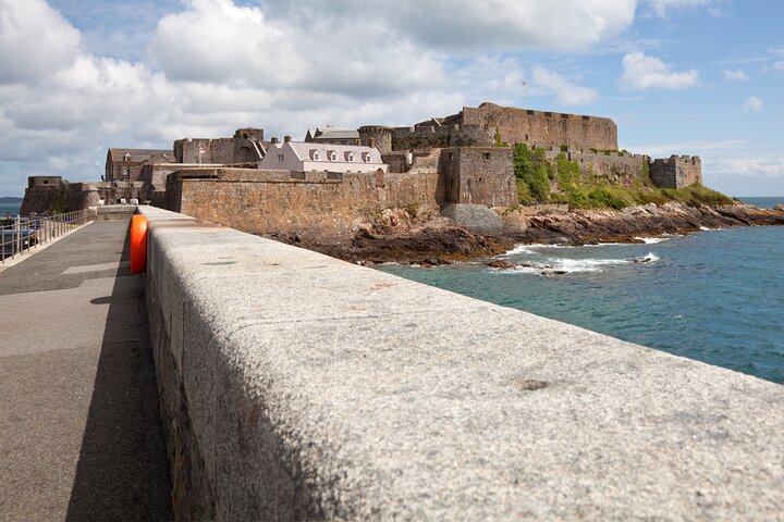 Guernsey City Tour - Walking Private Shore Tour