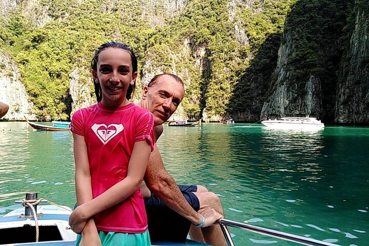 Phi Phi Island Adventure Day Tour from Phuket Speedboat/Catamaran