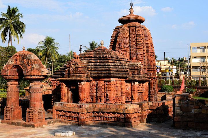 Heritage & Cultural Walk of Bhubaneswar (2 Hours Guided Walking Tour)
