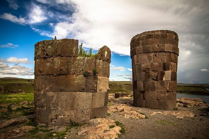 Half-Day Private Tour to the Sillustani Tombs