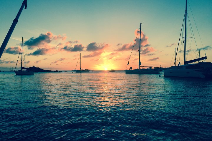 Caribbean Blue Charters - Full Day Boat Charter - 35' Marlin Power Boat