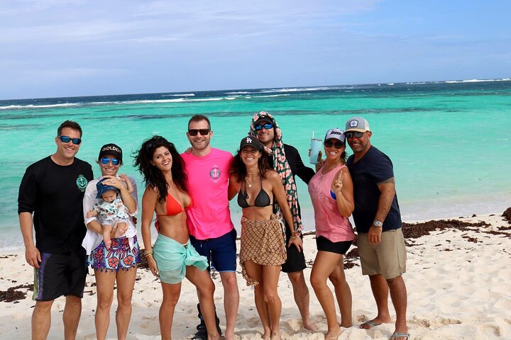 Caribbean Blue Charters - Full Day Boat Charter - 35' Marlin Power Boat