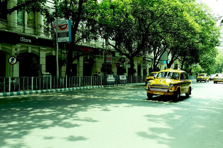Kolkata Colonial Walk (2 Hours Guided Walking Tour)
