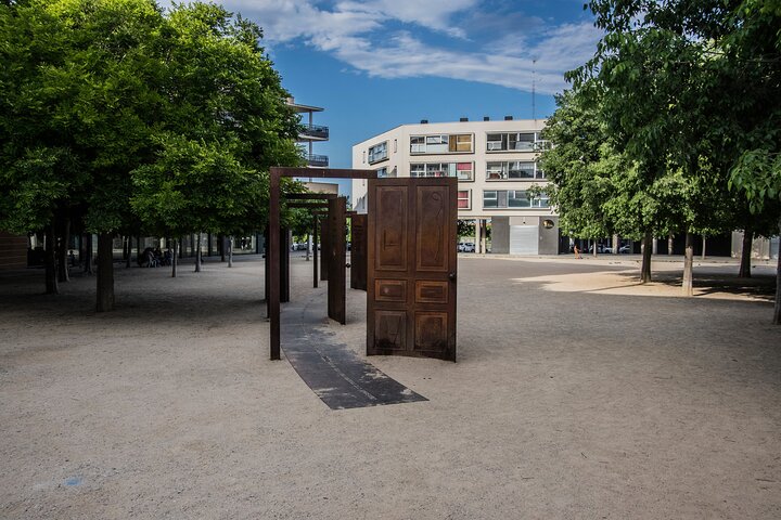 Touristic highlights of Figueres on a Private half day tour with a local