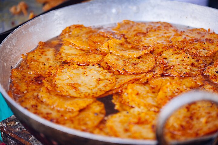 Prayagraj Food Crawl (2 Hours Guided Local Food Tasting Tour)