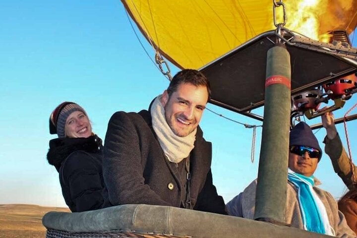Hot Air Balloon over Segovia with Optional Transfers from Madrid
