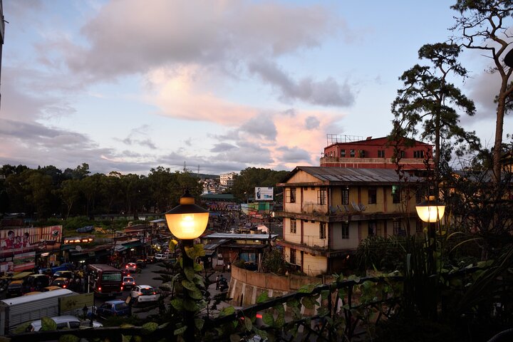 Laithmukhrah Walk in Shillong (2 Hours Guided Walking Tour)