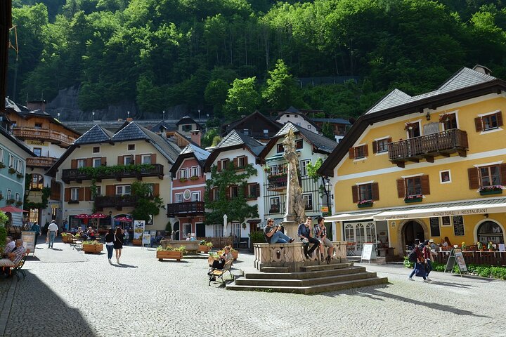 Hallstatt Private Walk Tour With A Professional Guide