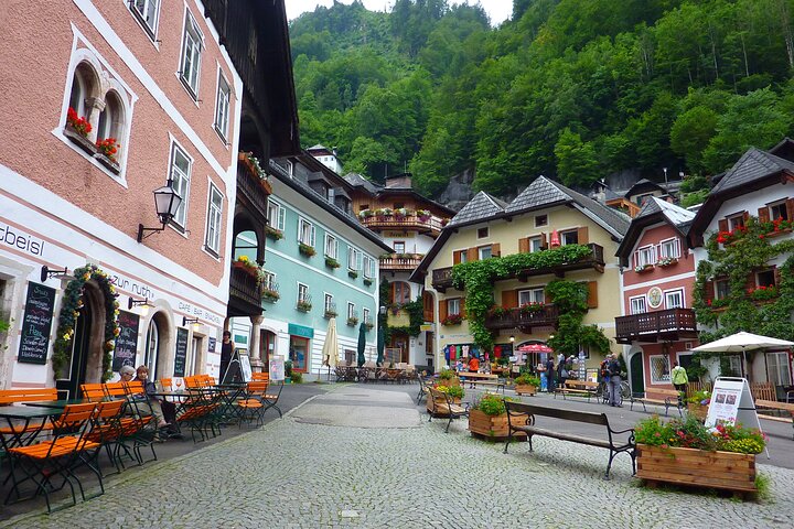Hallstatt Private Walk Tour With A Professional Guide