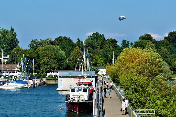 Friedrichshafen: Surprise Walk with a Local