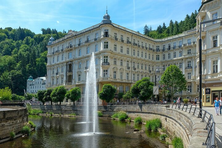 A day in the life of Karlovy Vary - Private tour with a local