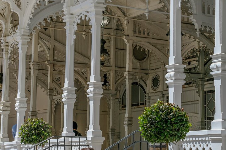 A day in the life of Karlovy Vary - Private tour with a local