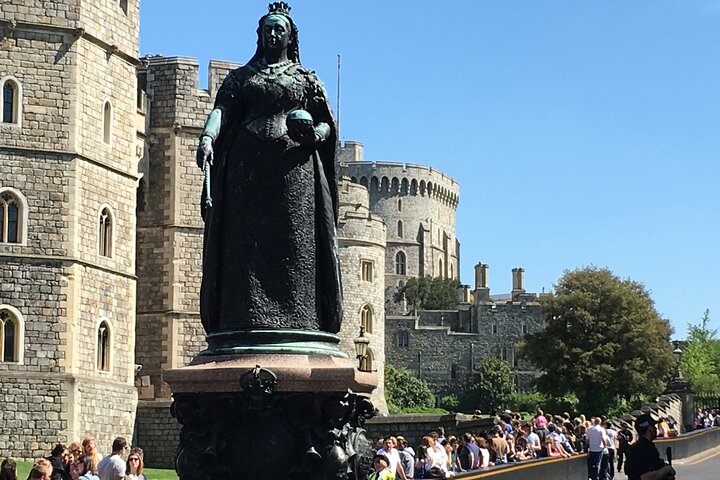 Southampton to Heathrow Airport Via Windsor Castle