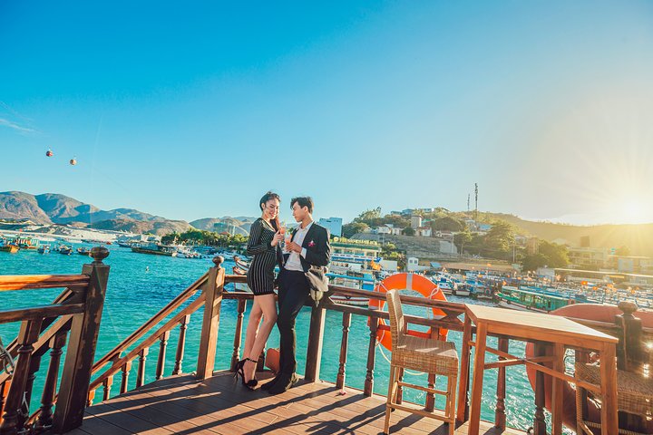 Nha Trang Sunset Cocktails and Dinner Cruise