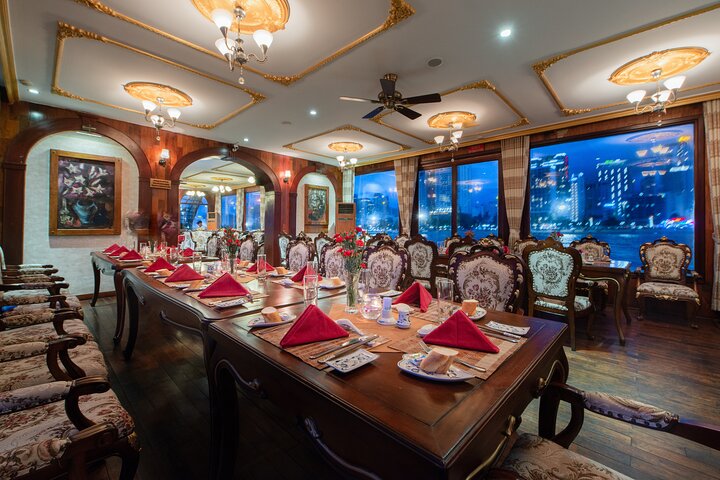 Nha Trang Sunset Cocktails and Dinner Cruise