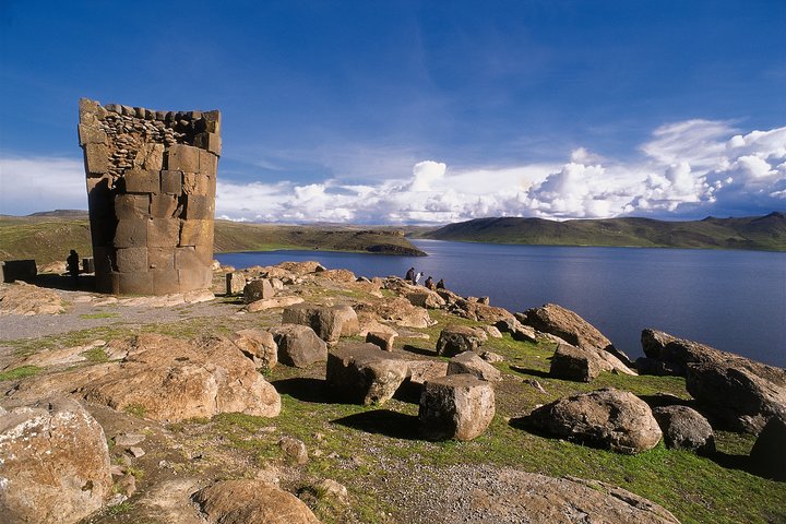 Half-Day Private Tour to the Sillustani Tombs