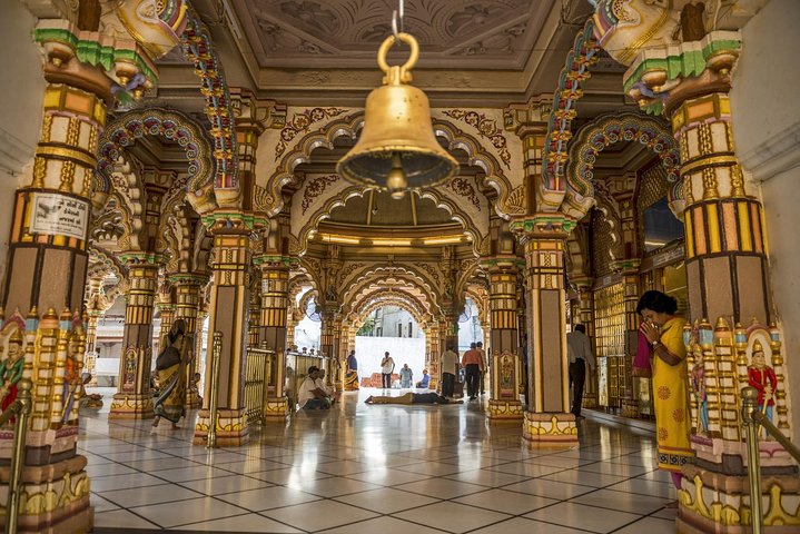 Bhuj, Rann of Kutch & Mandvi Beach: The Art, Craft & Nature Tour