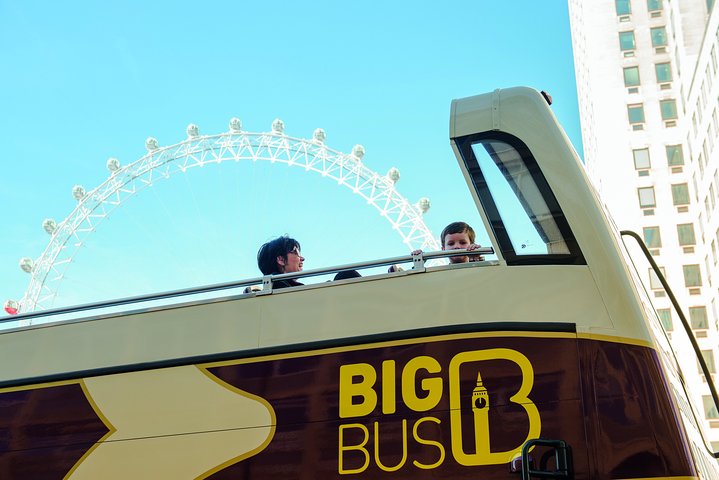 London Big Bus Hop-On Hop-Off Tour with Optional River Cruise