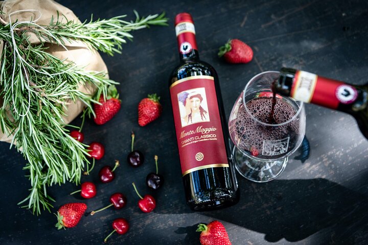 Tour and Tasting at an Organic Winery in the Heart of Chianti Classico Area
